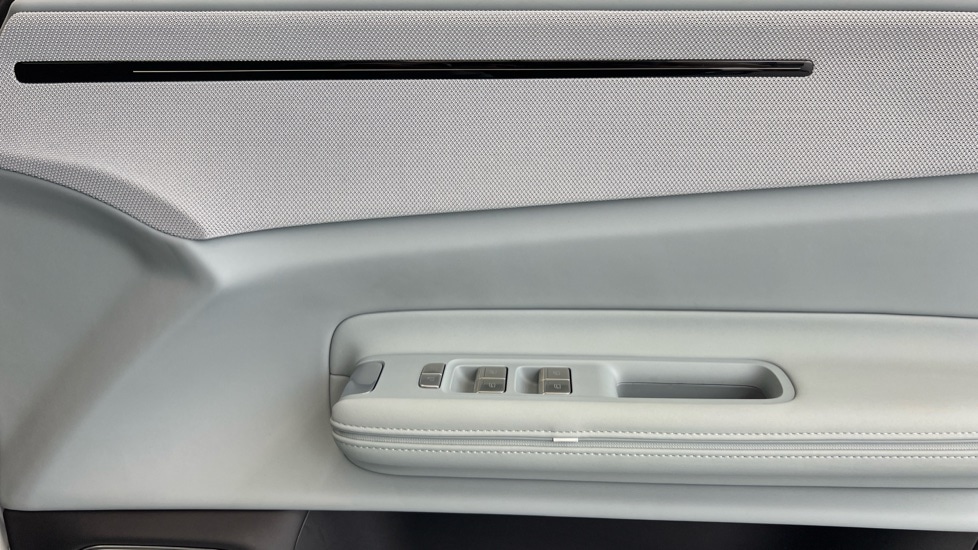 Used Polestar Polestar 4 2025 for sale - 76161190: Photo 33