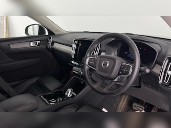 Used Volvo XC40 2022 for sale - 77634607: Photo