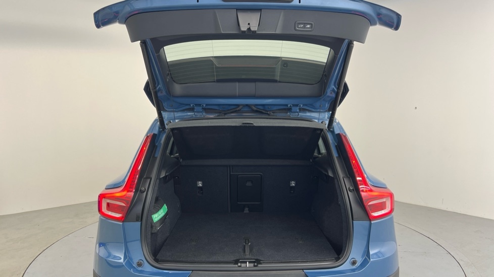 Used Volvo XC40 2022 for sale - 76420309: Photo 13