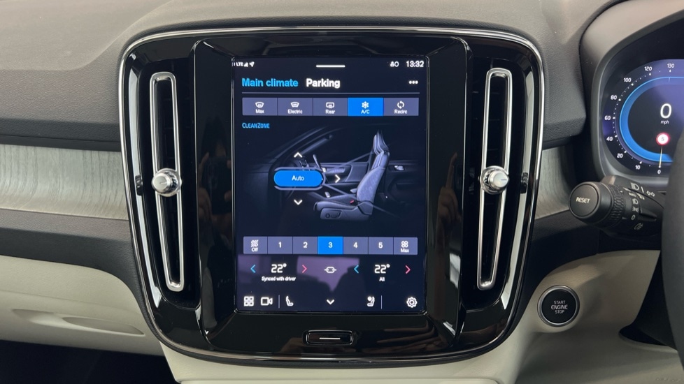 Used Volvo XC40 2022 for sale - 76420309: Photo 14