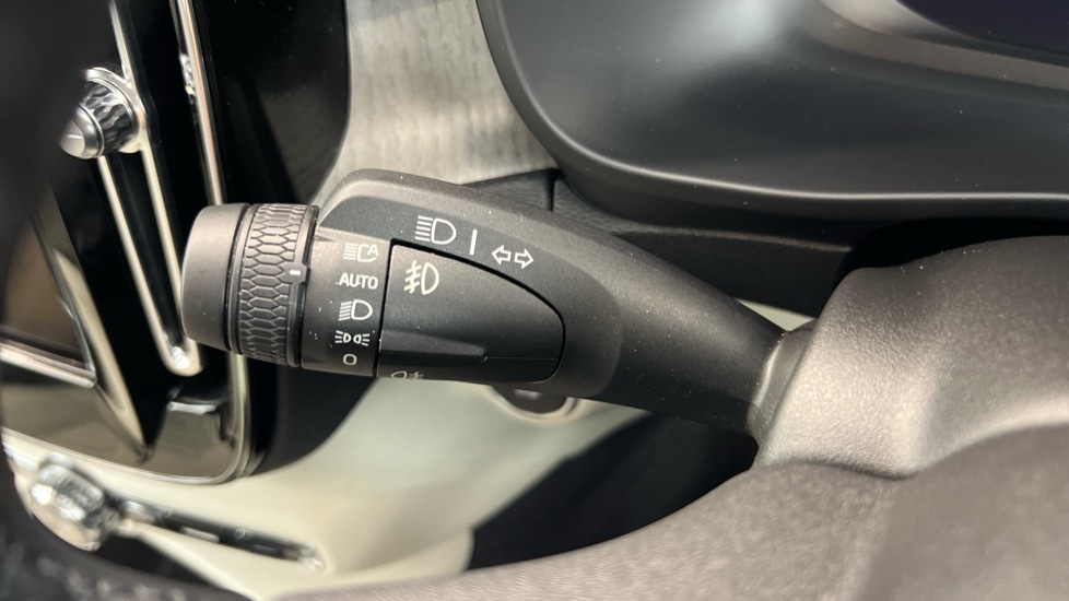 Used Volvo XC40 2022 for sale - 76420309: Photo 20