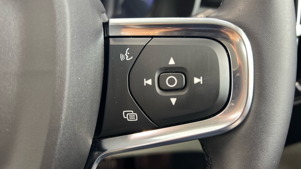 Used Volvo XC40 2022 for sale - 76420309: Photo 22