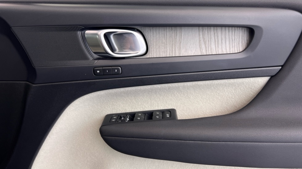 Used Volvo XC40 2022 for sale - 76420309: Photo 29