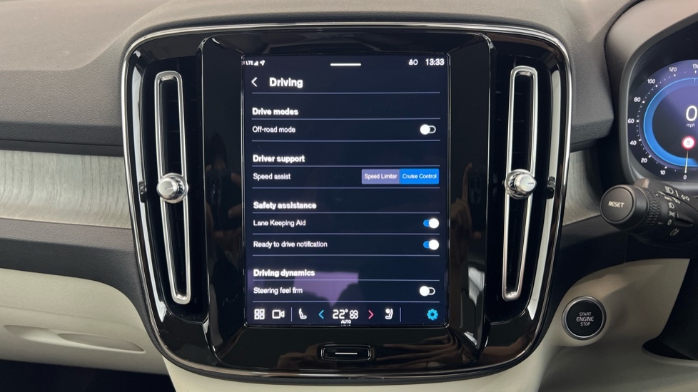 Used Volvo XC40 2022 for sale - 76420309: Photo 45