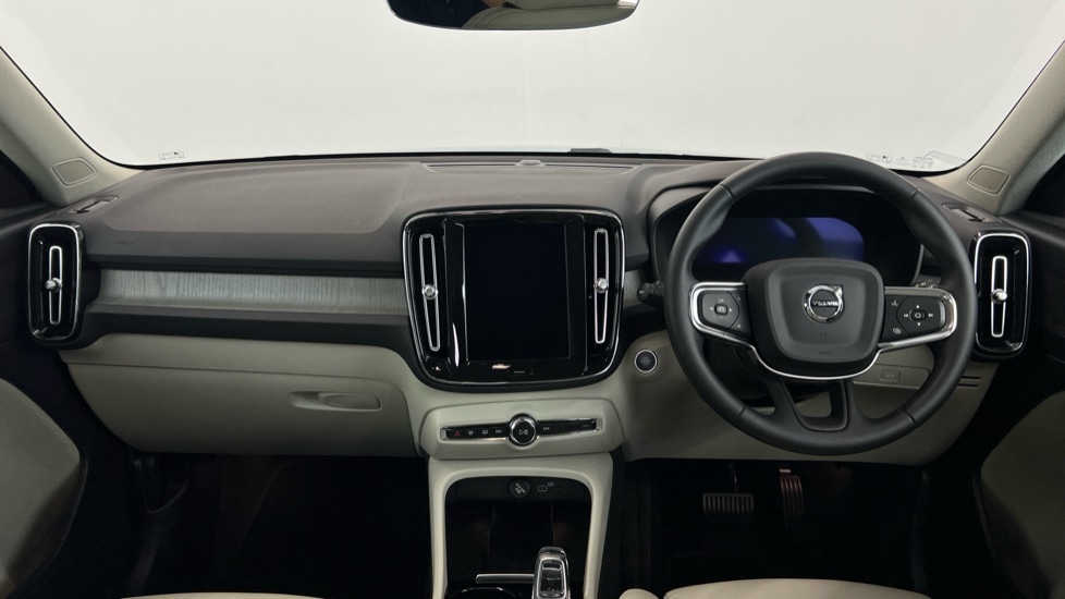 Used Volvo XC40 2022 for sale - 76420309: Photo 5