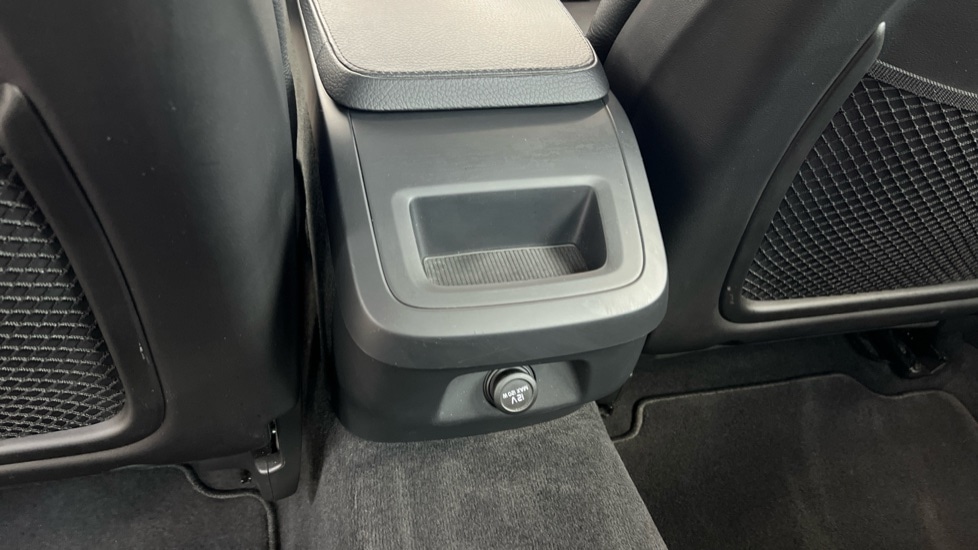 Used Volvo S90 2018 for sale - 76593617: Photo 15