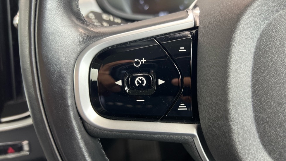 Used Volvo S90 2018 for sale - 76593617: Photo 21