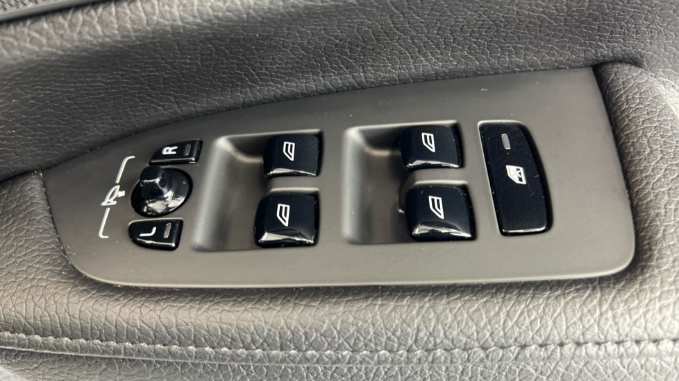 Used Volvo S90 2018 for sale - 76593617: Photo 24