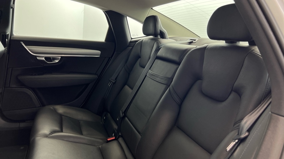 Used Volvo S90 2018 for sale - 76593617: Photo 33