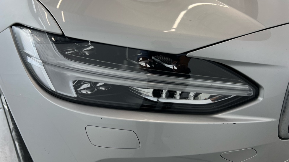 Used Volvo S90 2018 for sale - 76593617: Photo 38