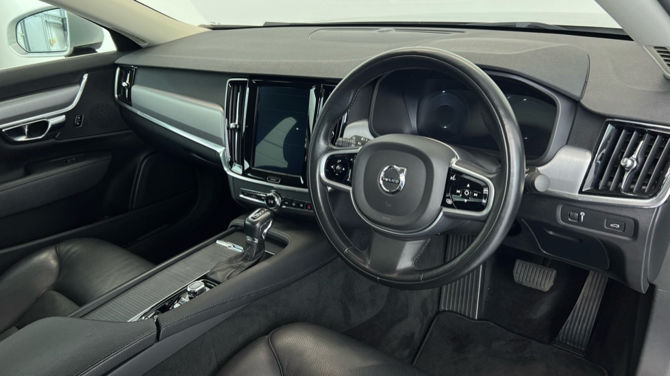 Used Volvo S90 2018 for sale - 76593617: Photo 4
