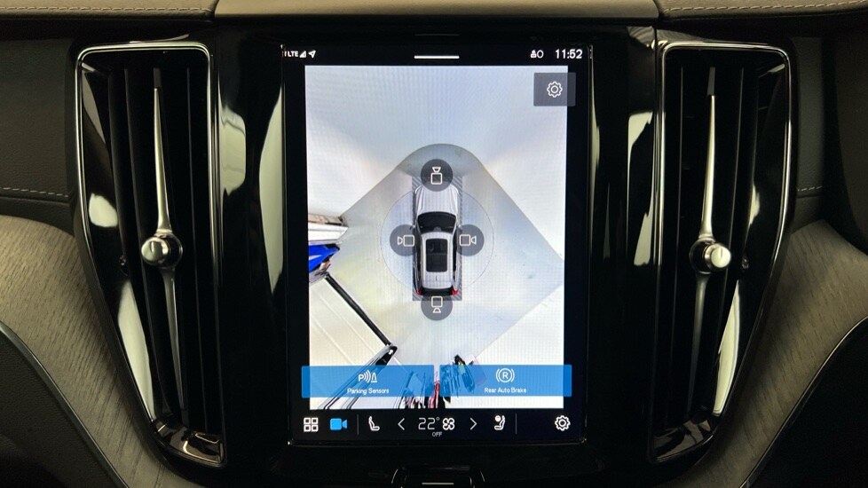 Used Volvo XC60 2025 for sale - 76533919: Photo 19