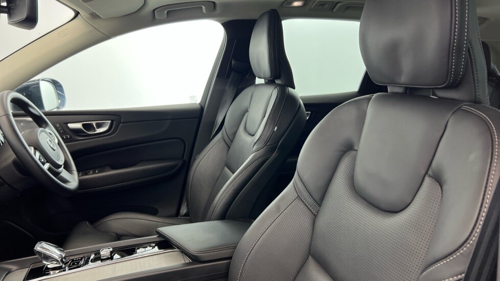 Used Volvo XC60 2025 for sale - 76533919: Photo 36