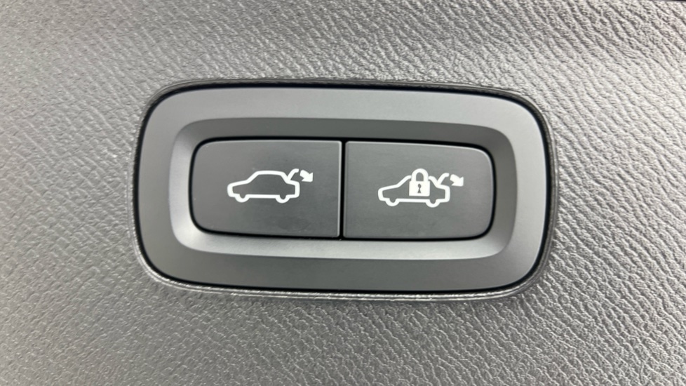 Used Volvo XC90 2022 for sale - 76018231: Photo 35