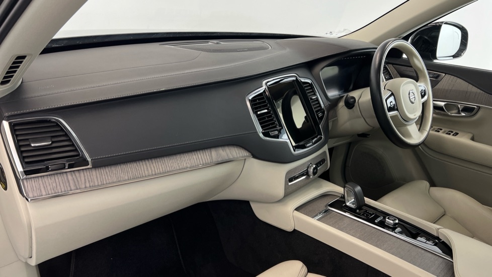 Used Volvo XC90 2022 for sale - 76018231: Photo 36