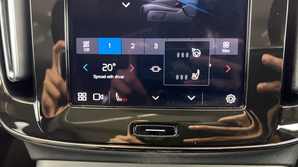 Used Volvo XC40 2025 for sale - 76458817: Photo 14