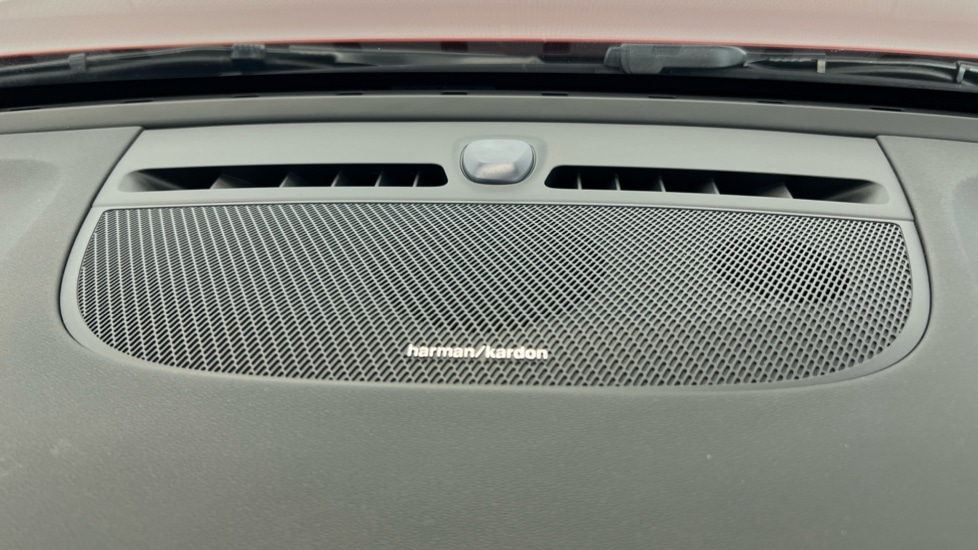 Used Volvo XC40 2025 for sale - 76458817: Photo 26