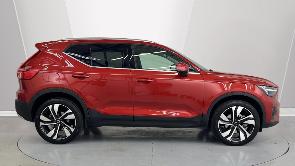 Used Volvo XC40 2025 for sale - 76458817: Photo 3
