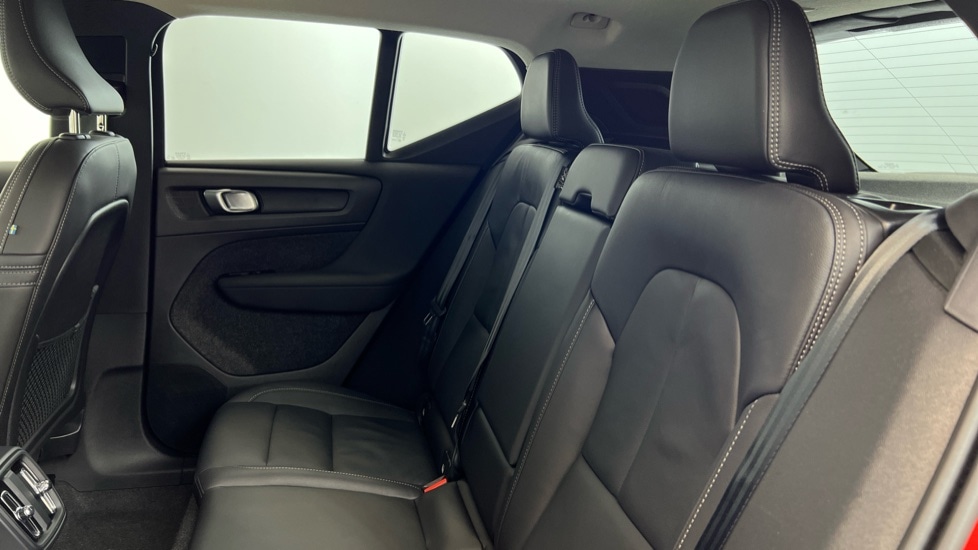 Used Volvo XC40 2025 for sale - 76458817: Photo 33