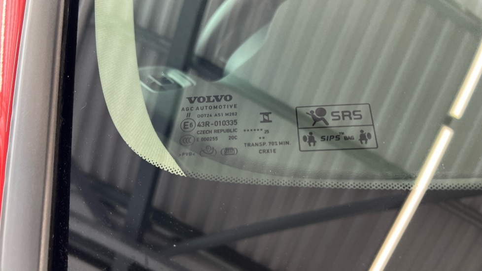 Used Volvo XC40 2025 for sale - 76458817: Photo 40