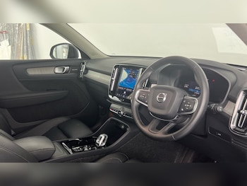 Used Volvo XC40 2025 for sale - 79044927: Photo