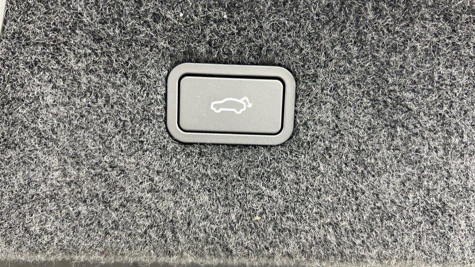 Used Polestar Polestar 4 2026 for sale - 77634598: Photo 30