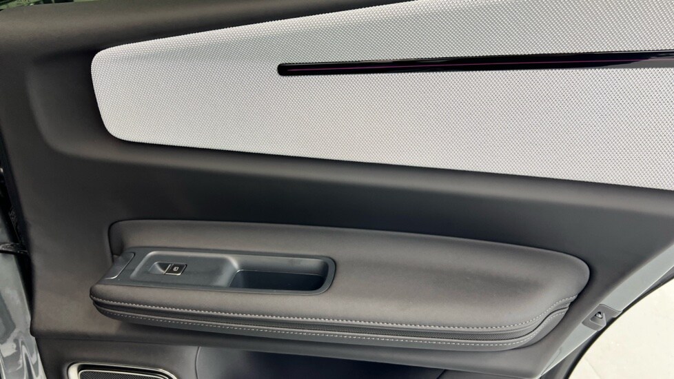 Used Polestar Polestar 4 2026 for sale - 77634598: Photo 61