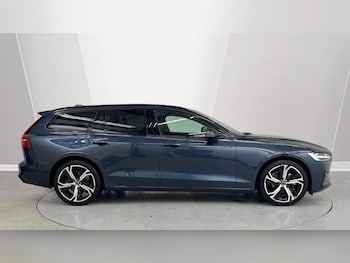 Used Volvo V60 2025 for sale - 77013051: Photo