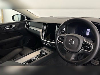Used Volvo V60 2025 for sale - 77013051: Photo