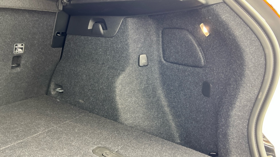 Used Volvo XC40 2025 for sale - 76208806: Photo 39