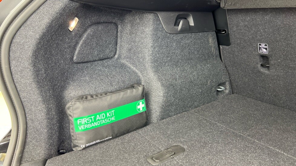 Used Volvo XC40 2025 for sale - 76208806: Photo 40