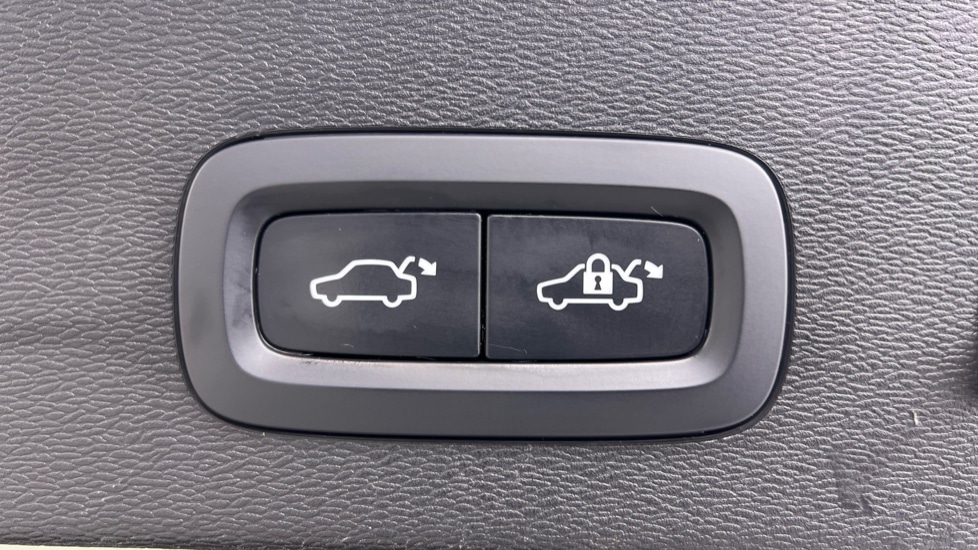 Used Volvo C40 2022 for sale - 76442116: Photo 35