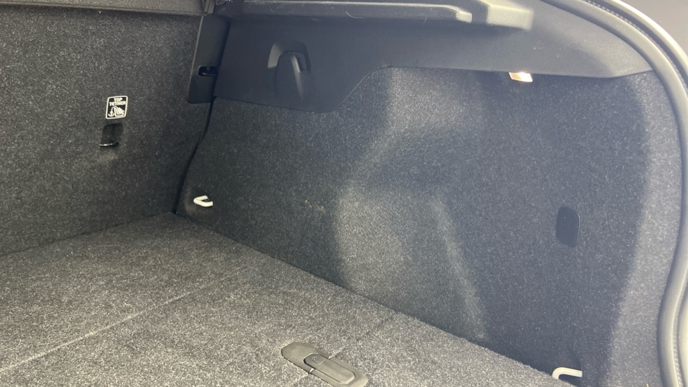 Used Volvo C40 2022 for sale - 76442116: Photo 41