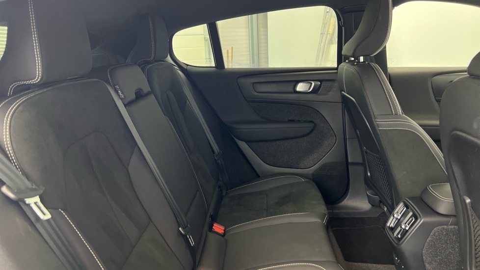 Used Volvo C40 2022 for sale - 76442116: Photo 6