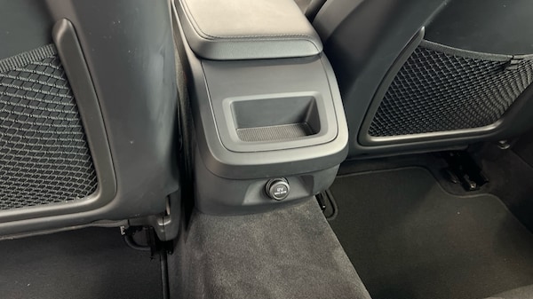 Used Volvo V60 2019 for sale - 76176353: Photo 15