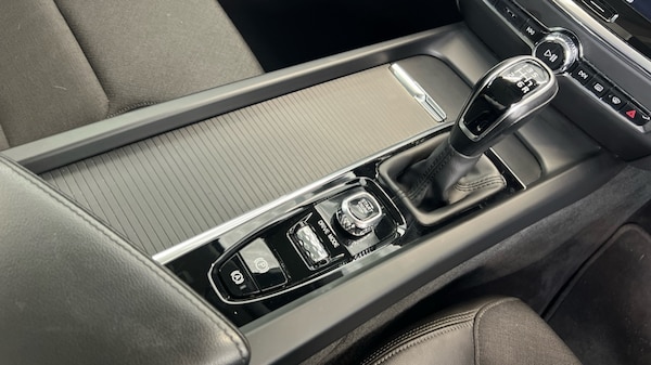 Used Volvo V60 2019 for sale - 76176353: Photo 25