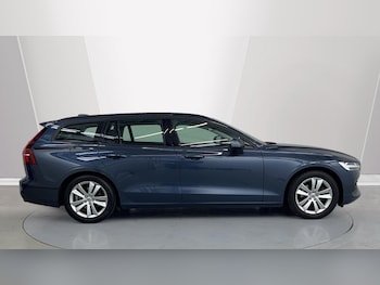 Used Volvo V60 2019 for sale - 76176353: Photo