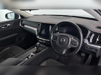 Used Volvo V60 2019 for sale - 76176353: Photo
