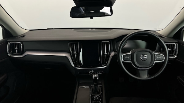 Used Volvo V60 2019 for sale - 76176353: Photo 5