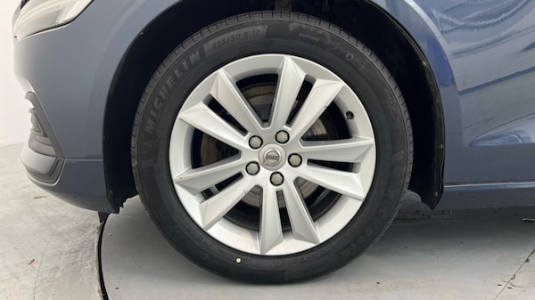 Used Volvo V60 2019 for sale - 76176353: Photo 9