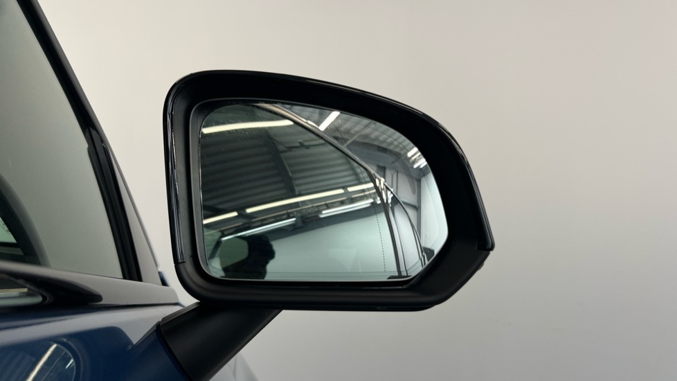 Used Volvo XC40 2024 for sale - 76738135: Photo 32