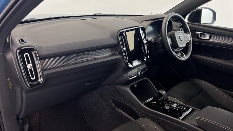 Used Volvo XC40 2024 for sale - 76738135: Photo 36