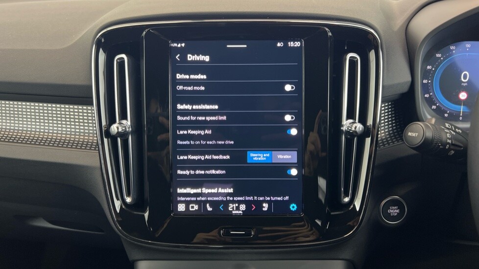 Used Volvo XC40 2024 for sale - 76738135: Photo 42