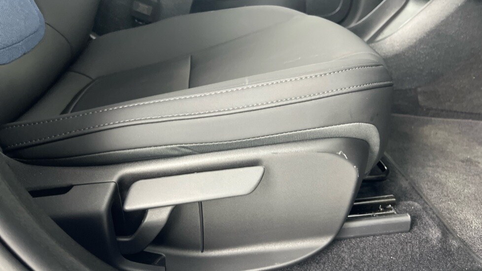 Used Volvo EX30 2025 for sale - 76563625: Photo 30