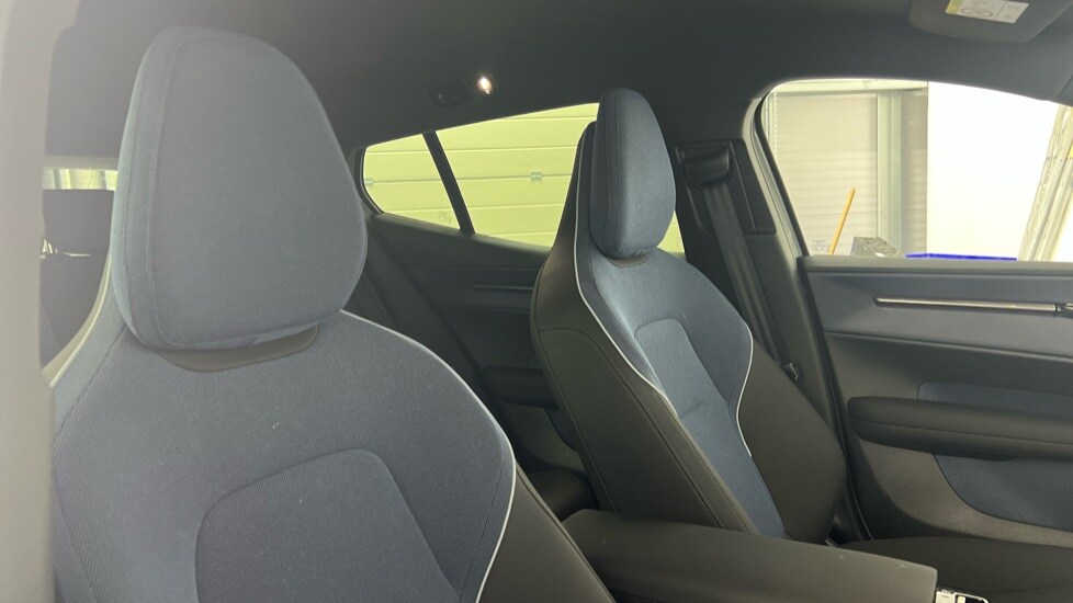 Used Volvo EX30 2025 for sale - 76563625: Photo 31