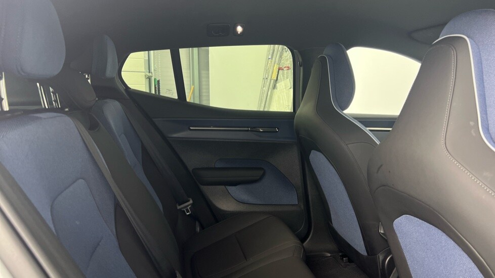 Used Volvo EX30 2025 for sale - 76563625: Photo 6