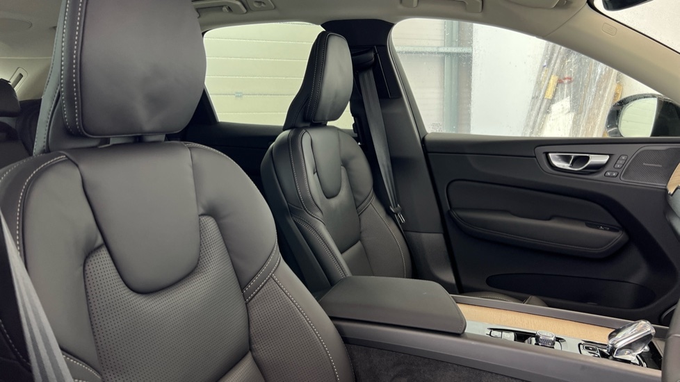 Used Volvo XC60 2026 for sale - 77799854: Photo 31