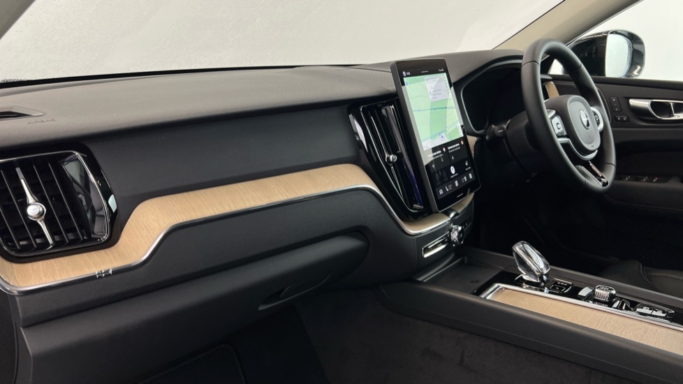 Used Volvo XC60 2026 for sale - 77799854: Photo 36