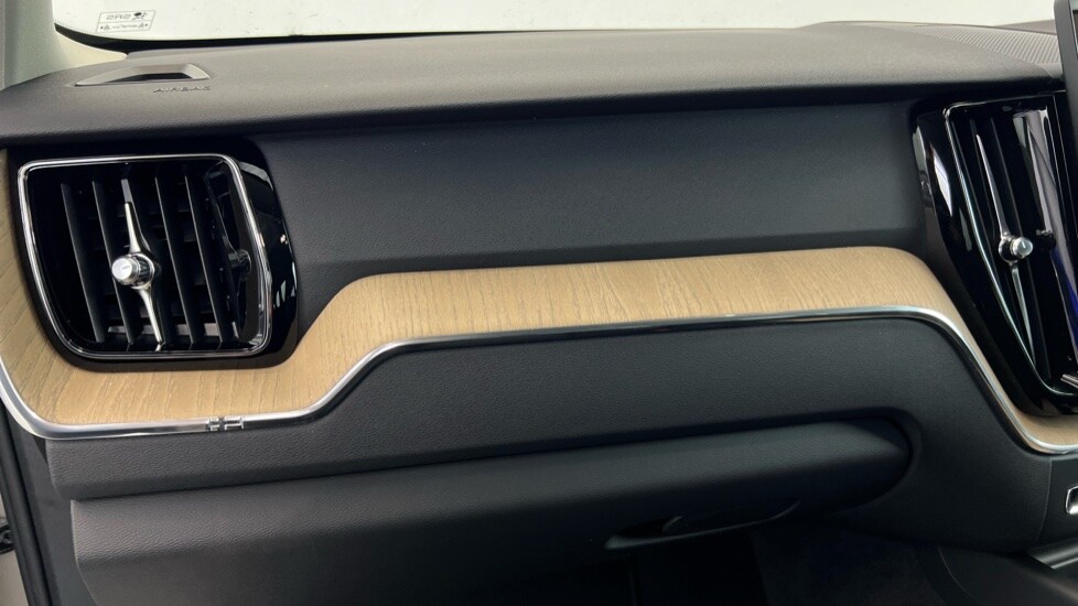 Used Volvo XC60 2026 for sale - 77799854: Photo 42