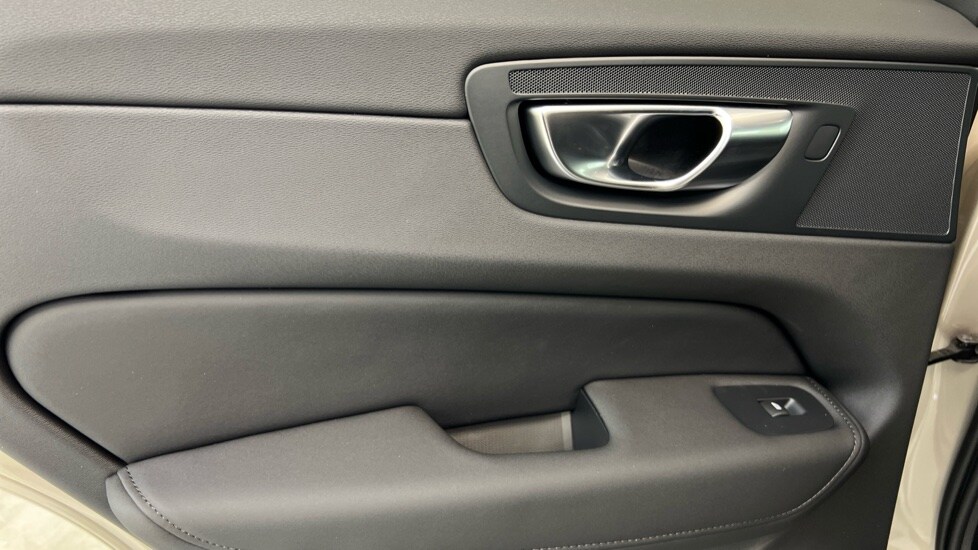 Used Volvo XC60 2026 for sale - 77799854: Photo 47